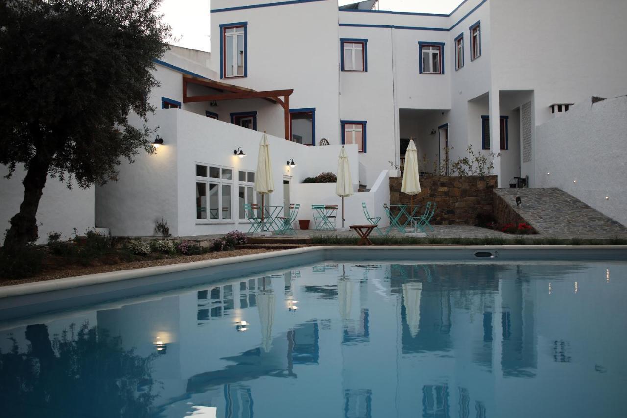 A Casa Da Cerca Hotell Almodôvar Exteriör bild