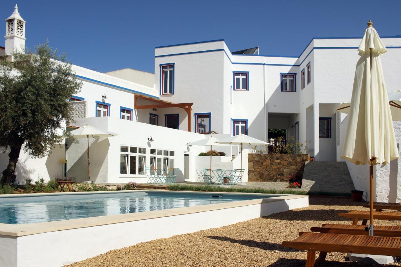 A Casa Da Cerca Hotell Almodôvar Exteriör bild