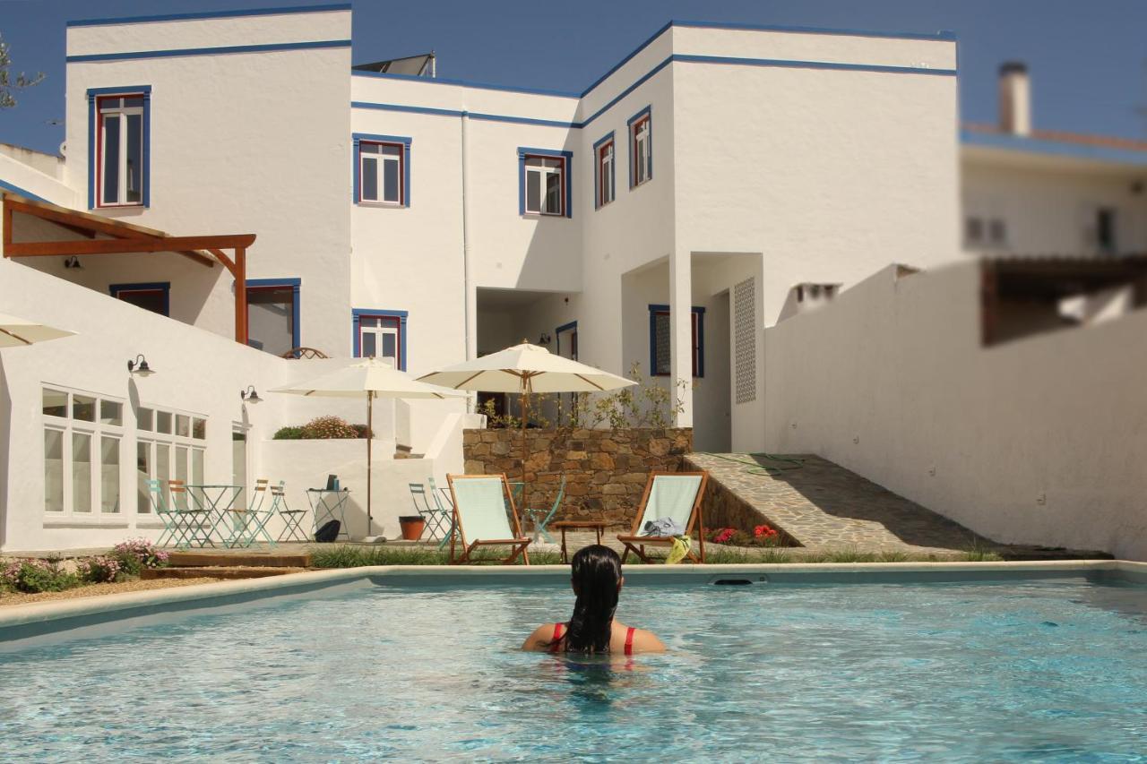 A Casa Da Cerca Hotell Almodôvar Exteriör bild