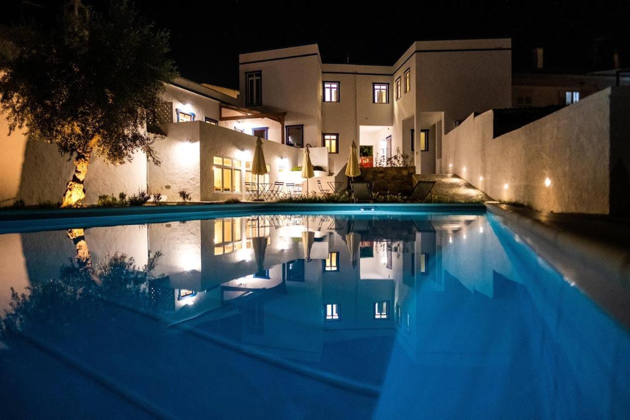 A Casa Da Cerca Hotell Almodôvar Exteriör bild