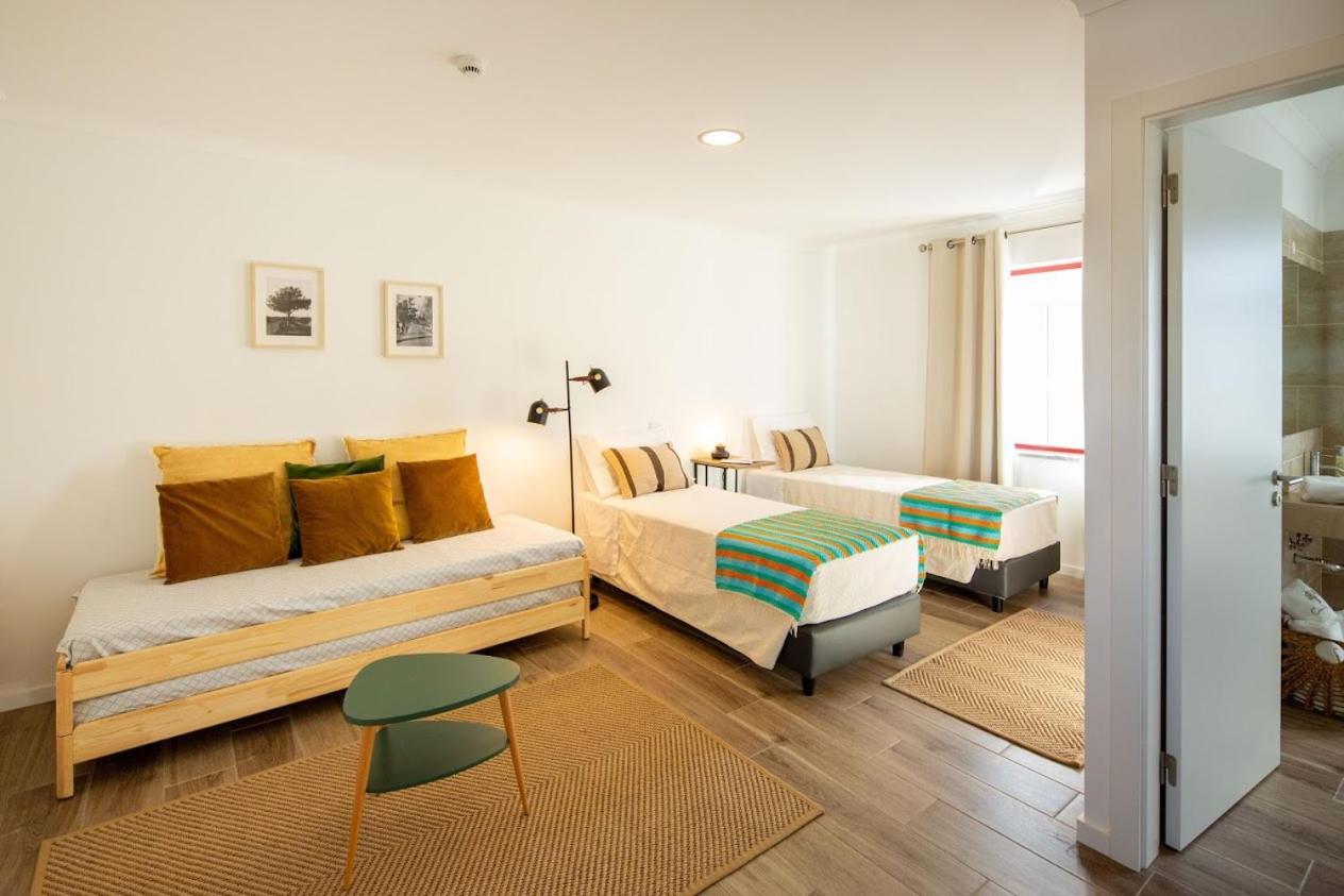 A Casa Da Cerca Hotell Almodôvar Exteriör bild