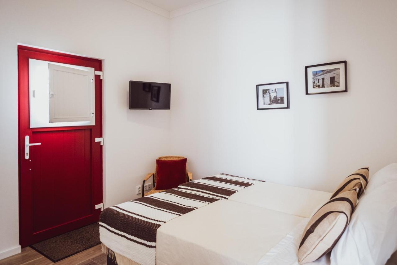 A Casa Da Cerca Hotell Almodôvar Exteriör bild